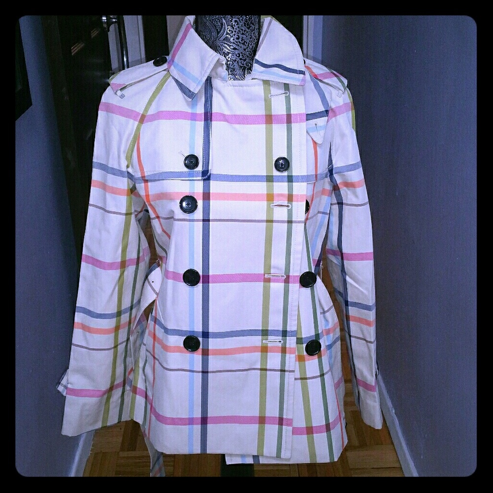 Coach Short Trench